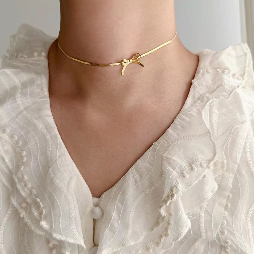 2PCS Ladies Bow Choker Necklace Pendant+Bracelet-Simple Gold Plated Bow view 4