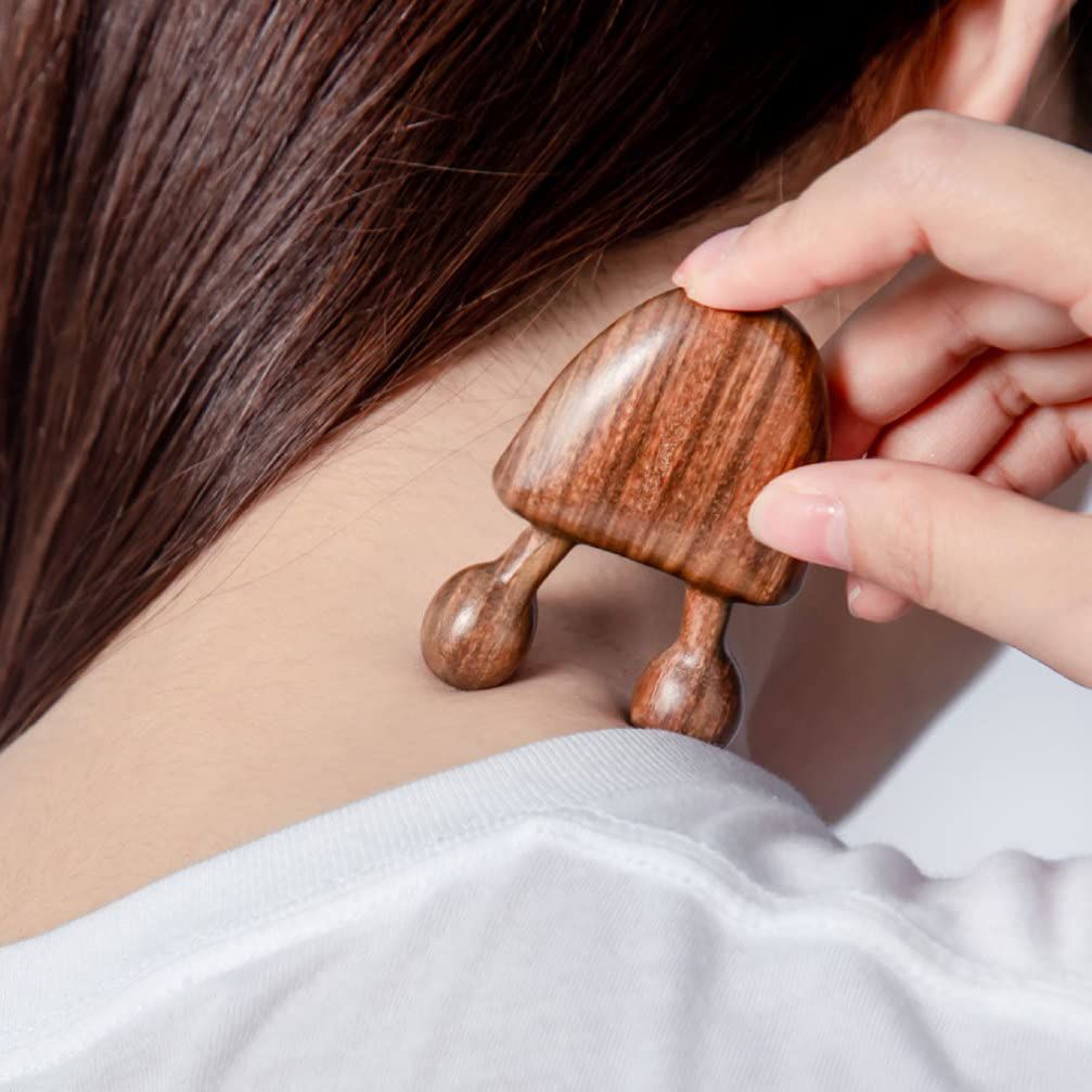 Wooden Massage Comb,Wooden Gua Sha Facial Tools,Natural Sandalwood Scraping view 3