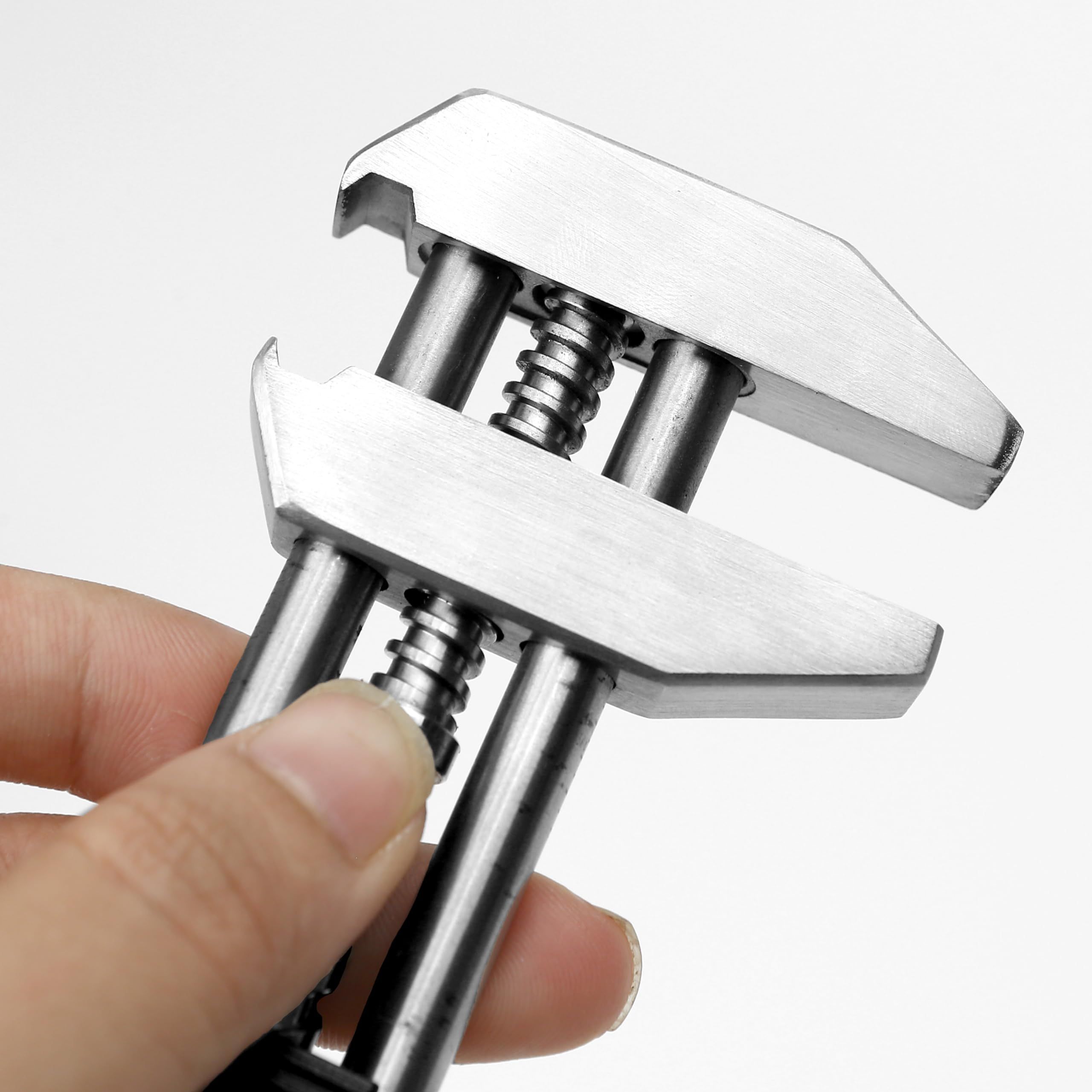 Multifunctional Grip Variable Wrench view 3