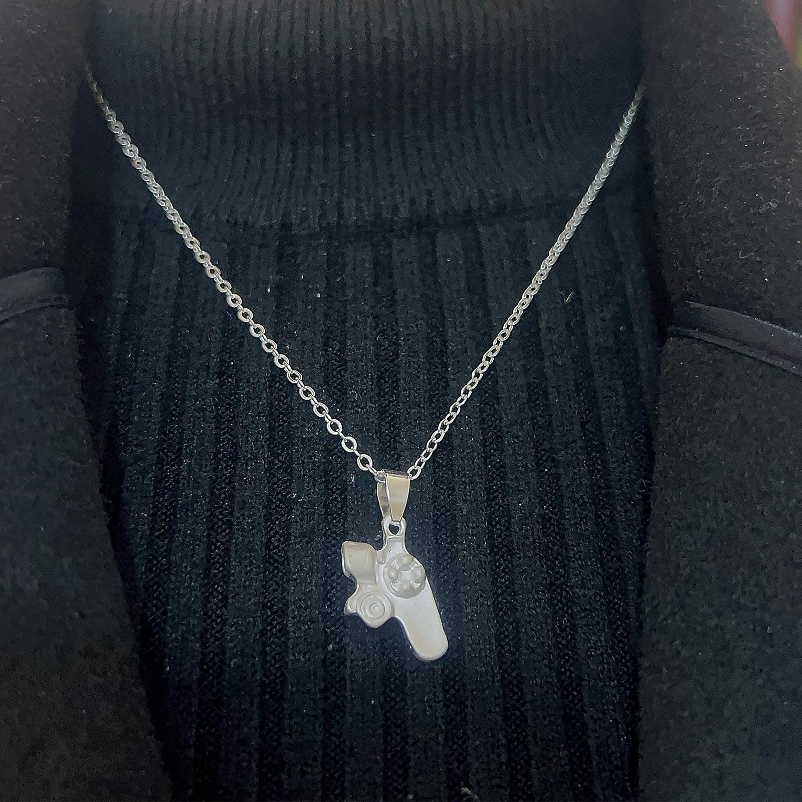 Magnetic game controller necklace view 5