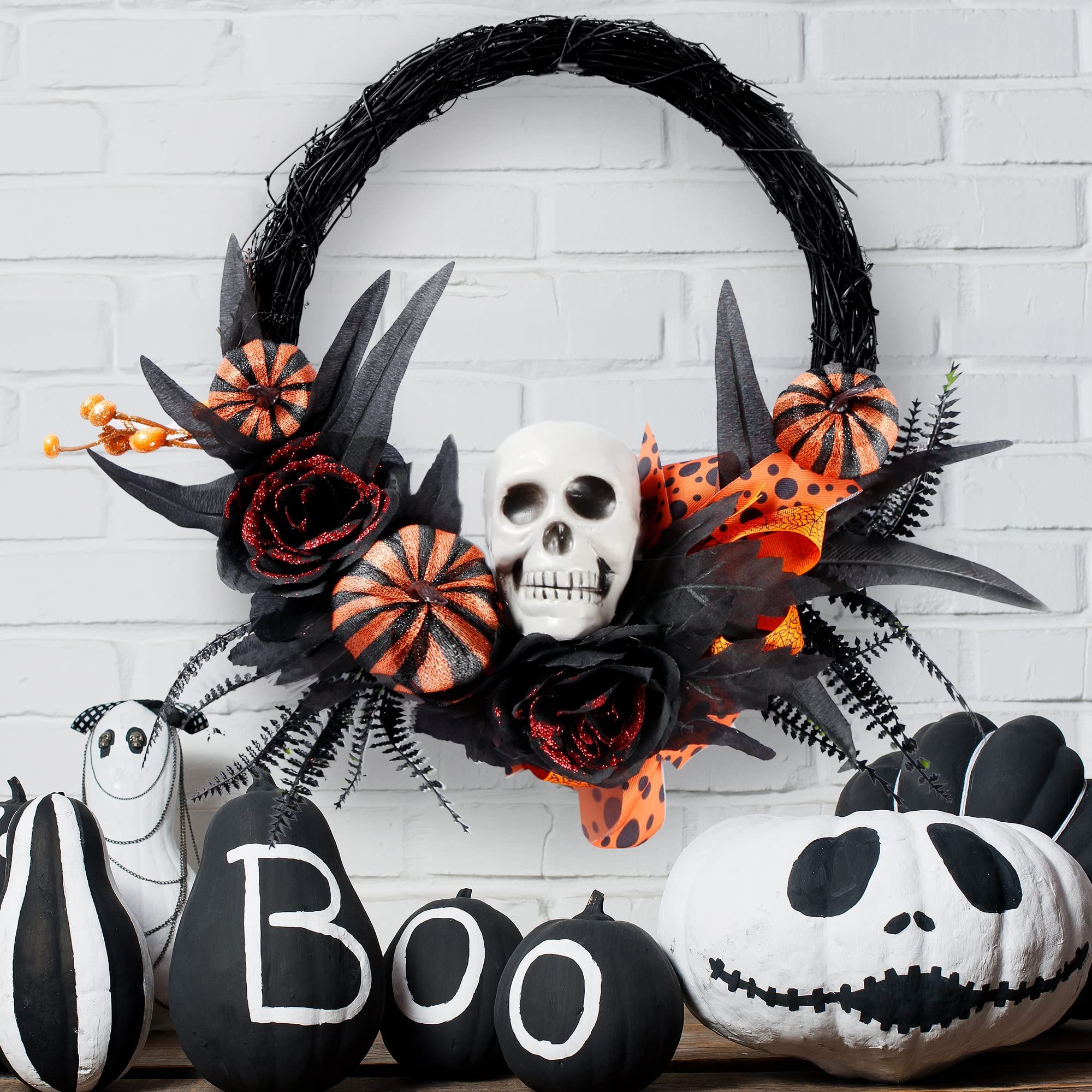 Halloween Wreath Artificial Skull Wreath Handmade Black Grapevine Wreath with