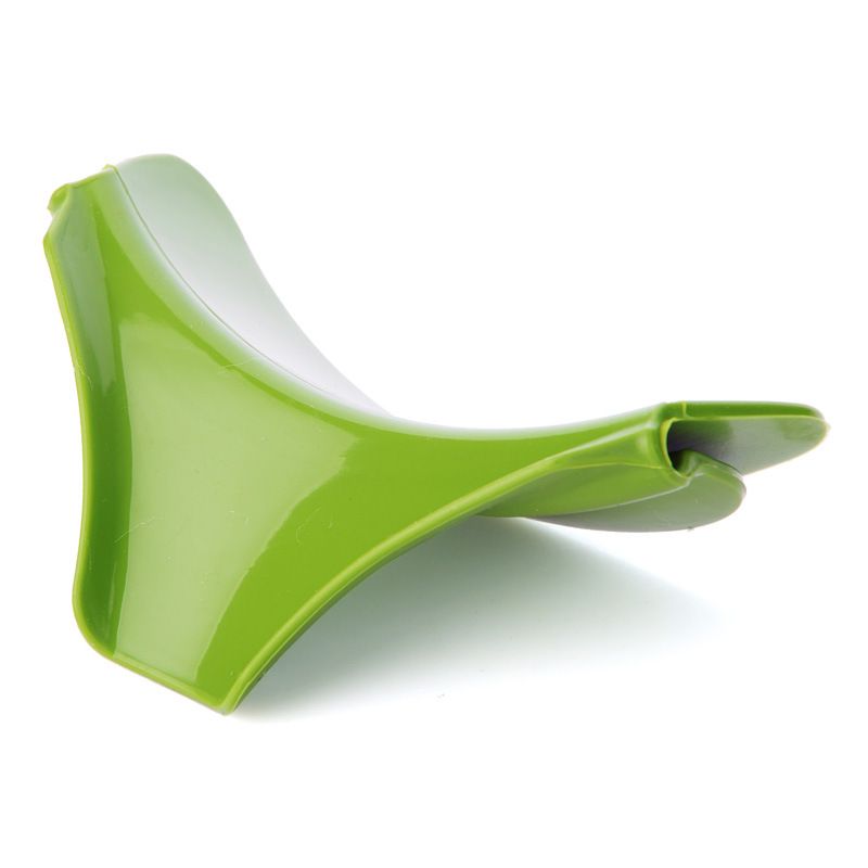 2pcs Kitchen Funnel Creative Anti-spill Silicone Slip on Pour Soup Spout