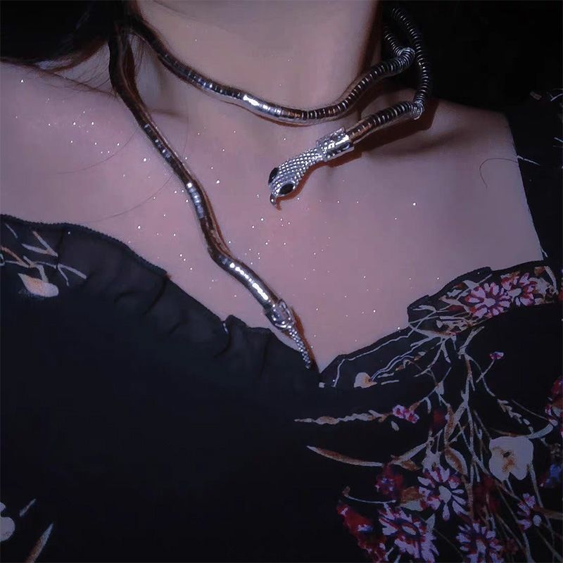 Necklace Retro Adjustable Snake Shape Collar Necklace Fashion Accessories for view 4
