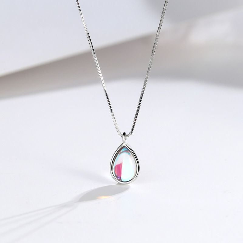 Sweet Waterdrop Glowing Round Bead Pendant Necklace Artificial Crystal Glass view 2