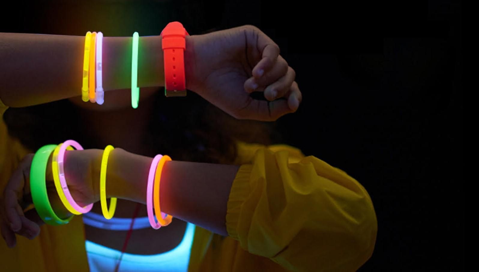 50Pcs- Glow in The Dark Eye Glasses Kit/Party Supplies tri Bracelets view 5