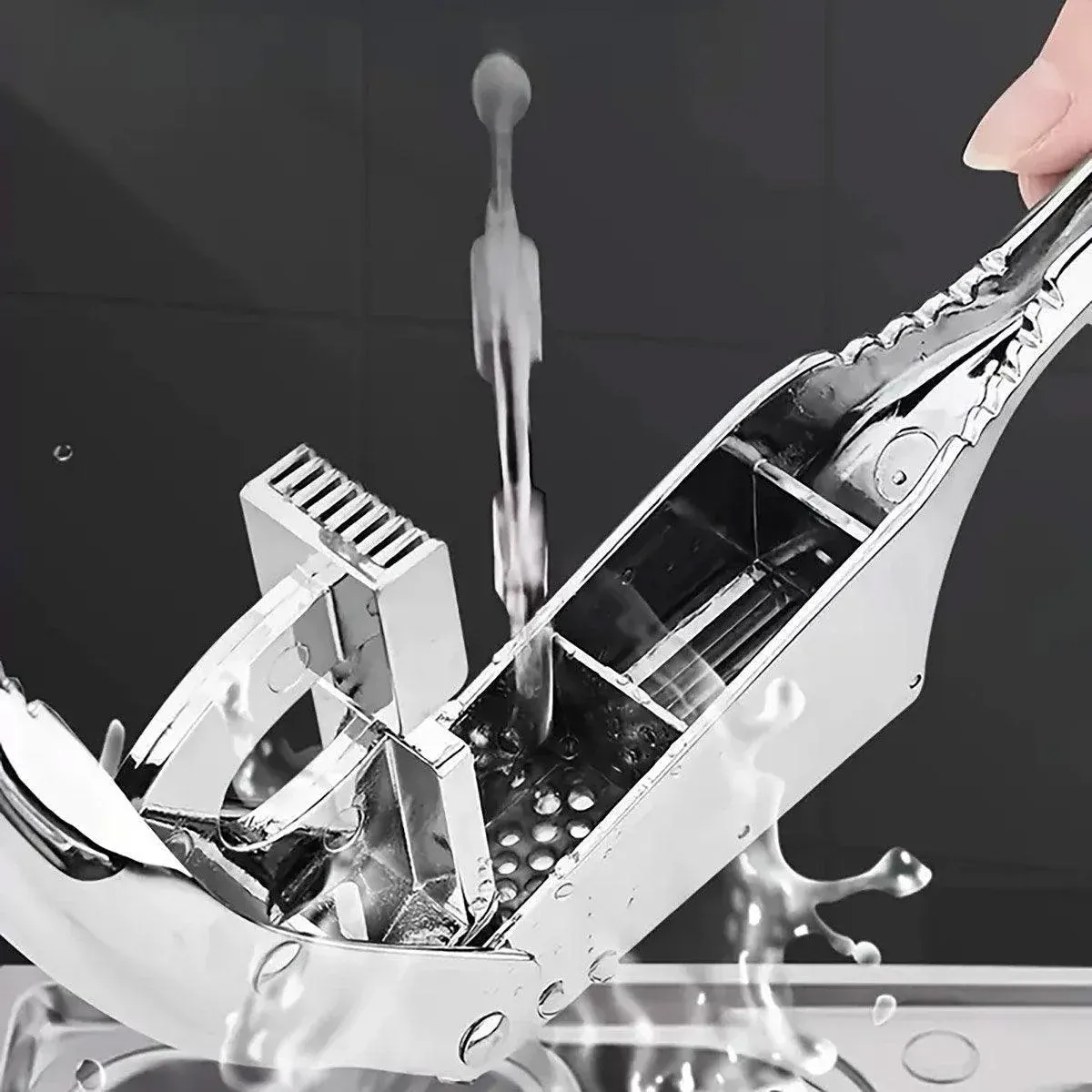 Multifunctional Garlic Press Aluminum Alloy Two-in-One Garlic Cutter Masher Tool view 9