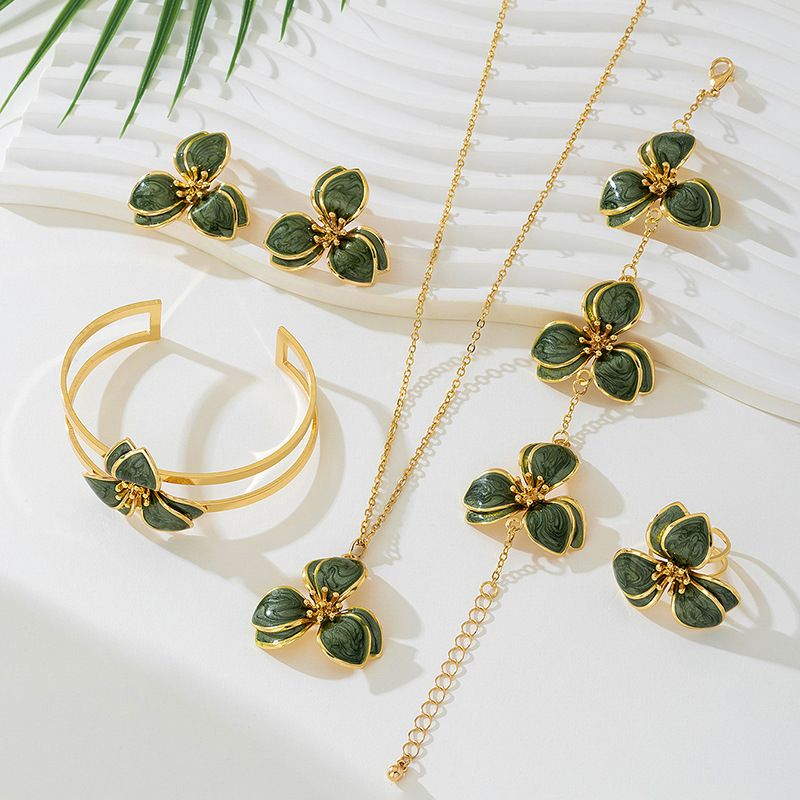 Green Floral Enamel Jewelry Set – Five-Piece Alloy Accessory Collection with view 3