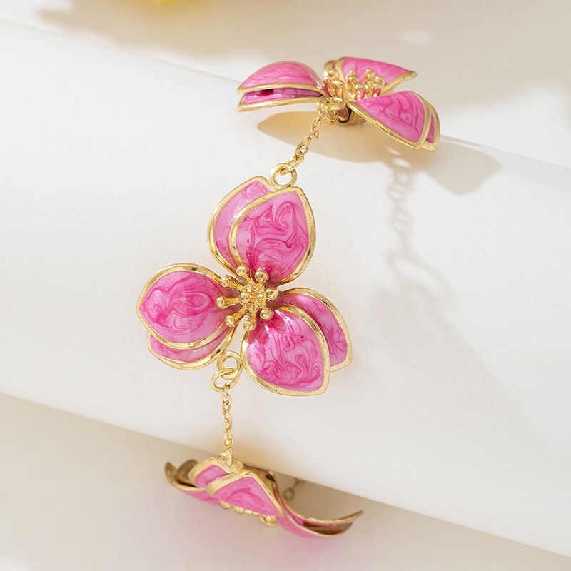 White Floral Enamel Jewelry Set – Five-Piece Alloy Accessory Collection with view 2