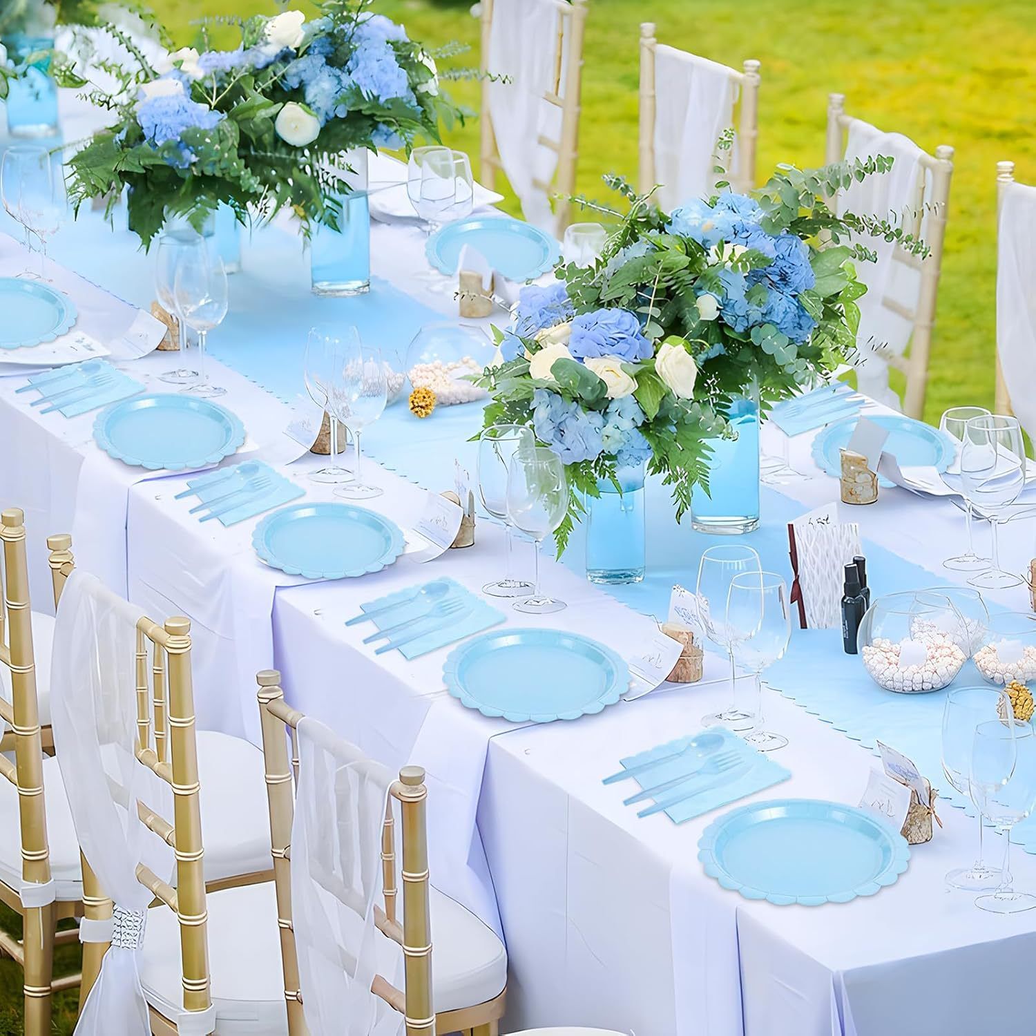 7-Piece Light Blue Scalloped Party Tableware Set for 50 Guests - Disposable view 4