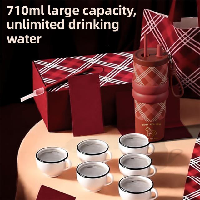 Red British Equestrian Plaid 710ML Insulated Travel Mug with Dual-Drink Lid view 2