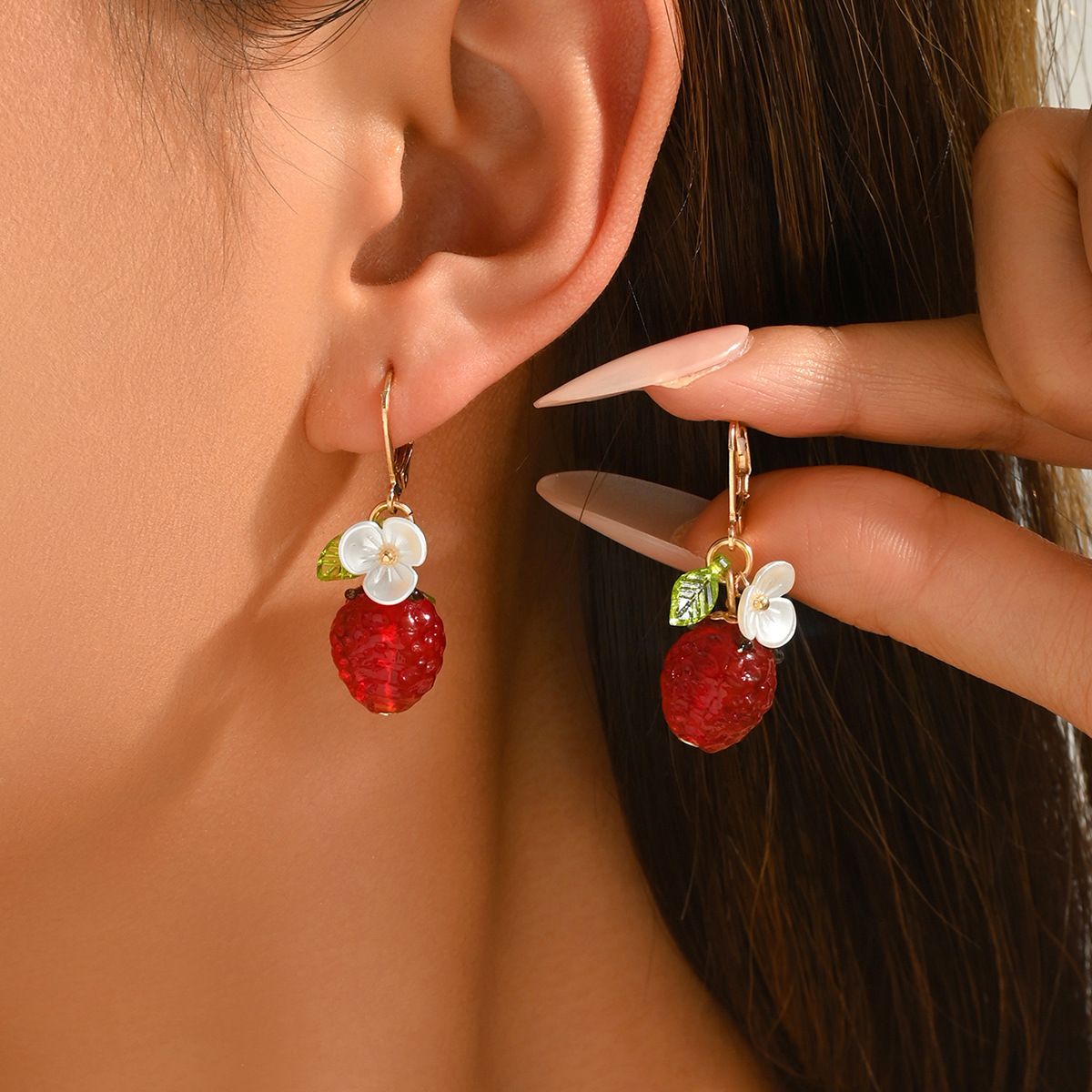 Cute Crystal Strawberry Pendant Jewelry Set for Women with Flower Berries view 2
