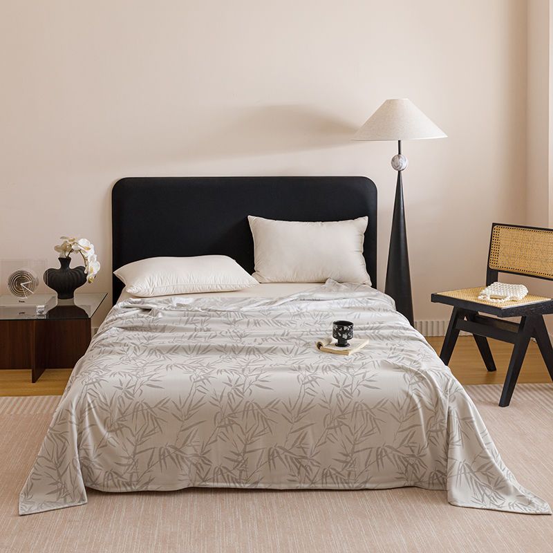 Bamboo Fibre Cooling Blanket Silver Bamboo Pattern 200×230cm for Summer Bed view 3
