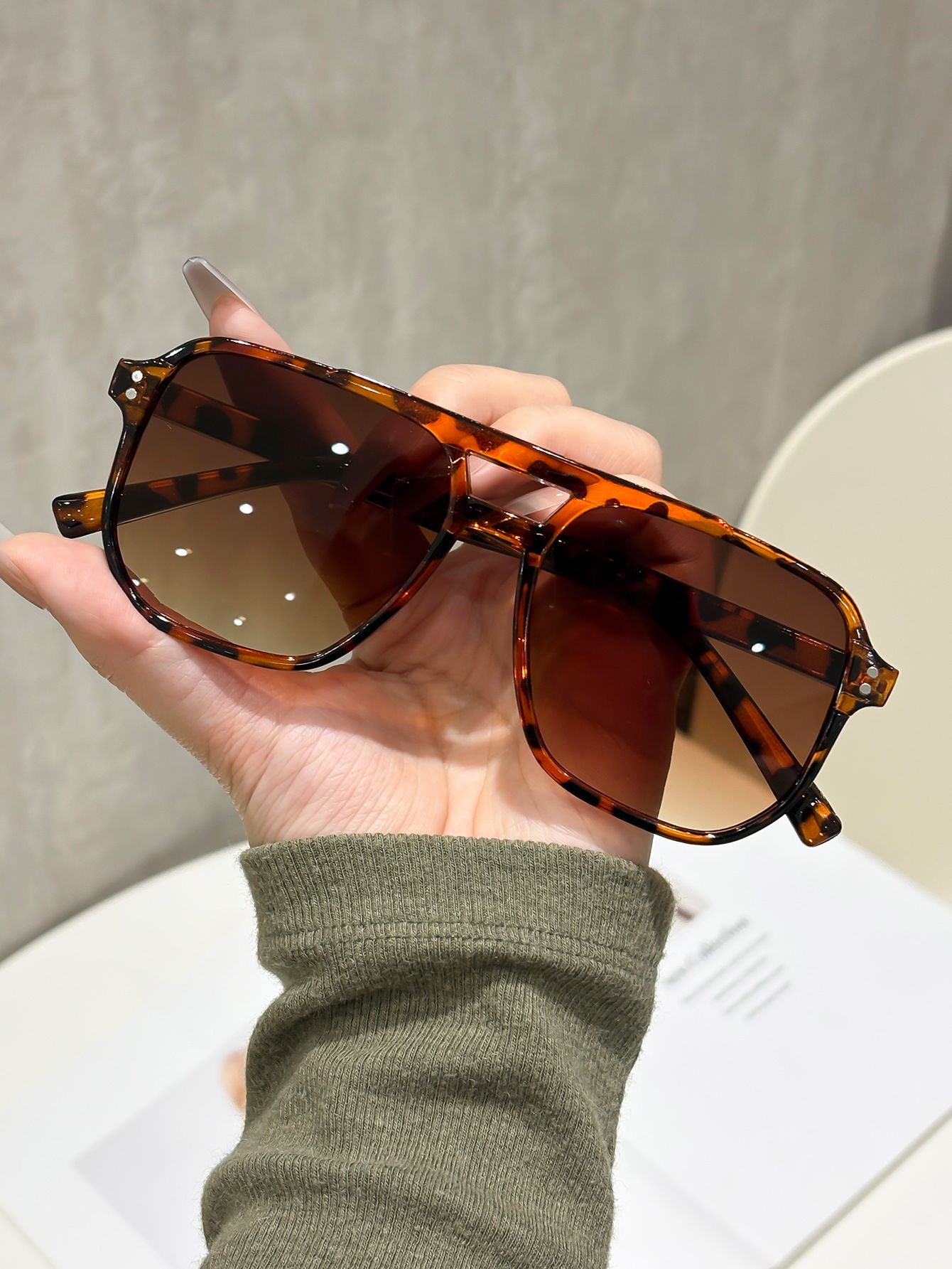 4 Pairs Y2K Style Aviator Sunglasses Set for Men and Women - UV400 Protection view 5