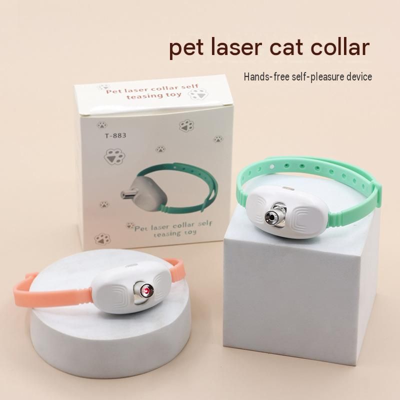 Green Self-Teasing Laser Cat Collar - USB Rechargeable Pet Toy - Adjustable view 2