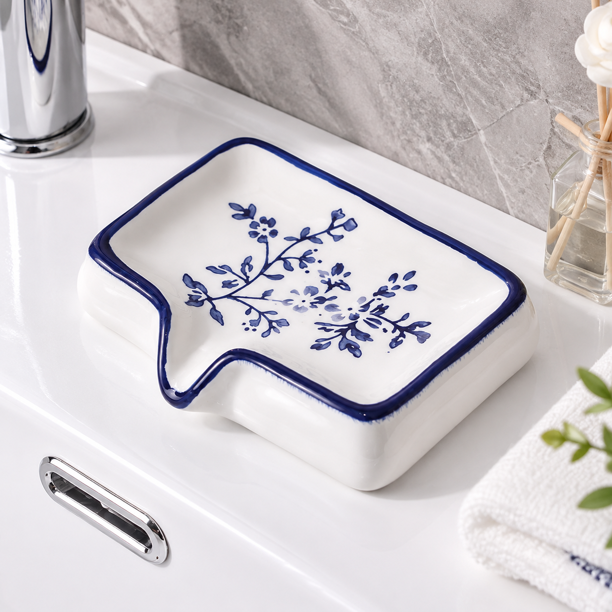 Blue Ceramic Soap Dish with Drainage Spout - 12.5 cm Floral Soap Holder with view 2
